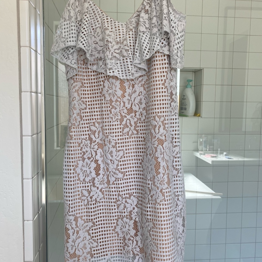 WAYF White/cream short lace dress